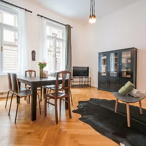 Grand Soho Ii Apartamento