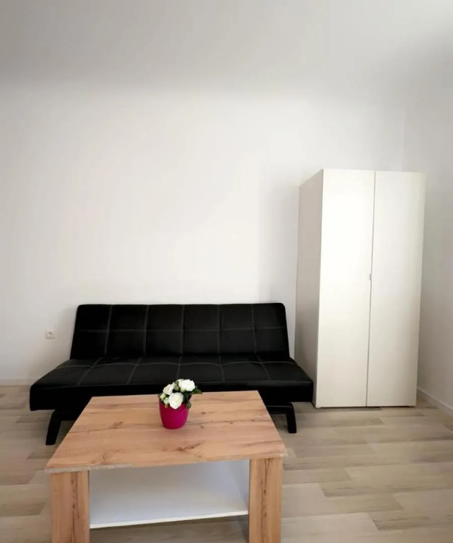 Apartment Spacious Garden Villa Near Danube For 16 Guests Vienna