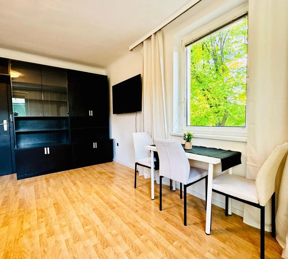 Spacious Garden Villa Near Danube For 16 Guests Vienna 0*,