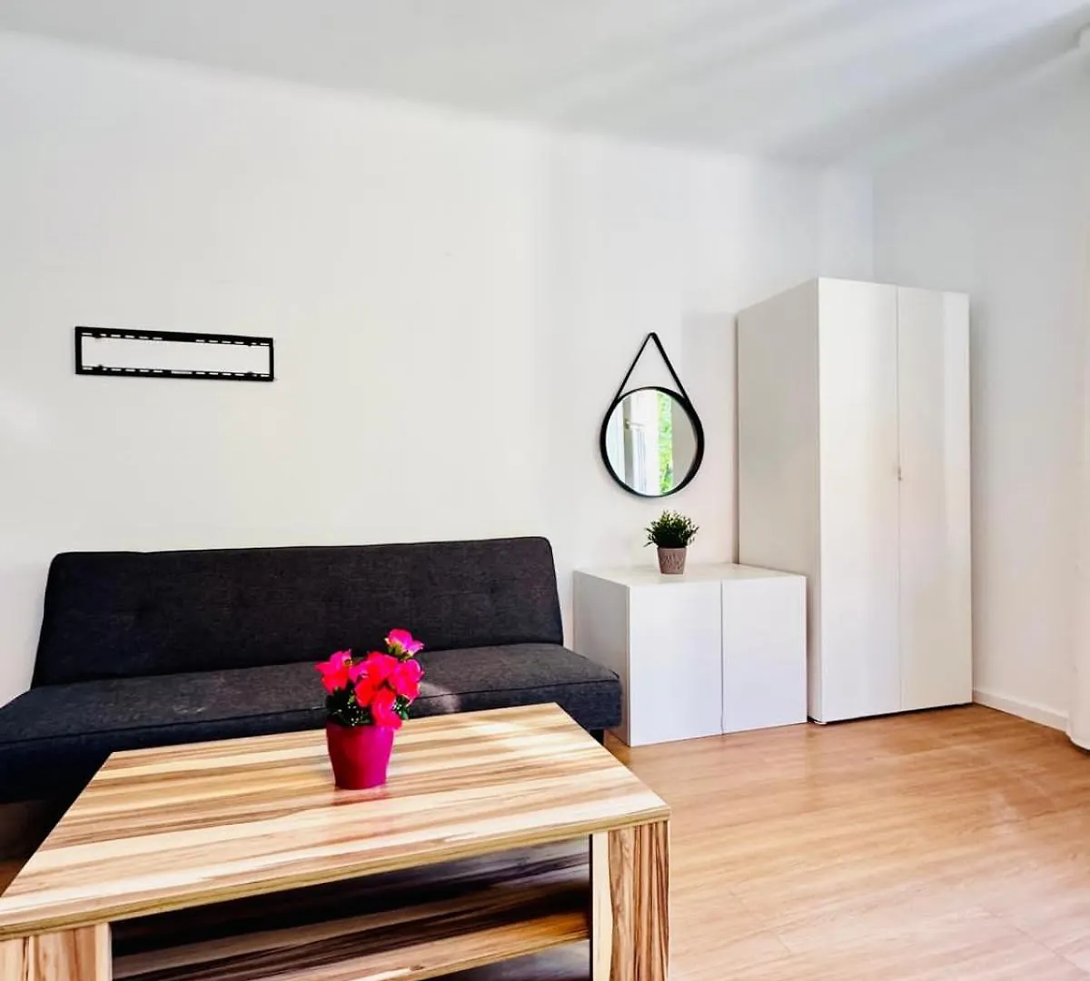 Spacious Garden Villa Near Danube For 16 Guests Vienna 0*,