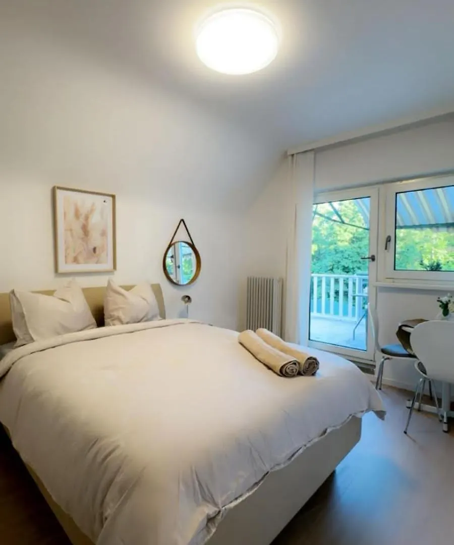 Spacious Garden Villa Near Danube For 16 Guests Vienna 0*,  Austria
