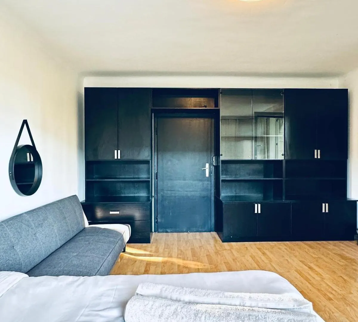 Spacious Garden Villa Near Danube For 16 Guests Vienna Apartment